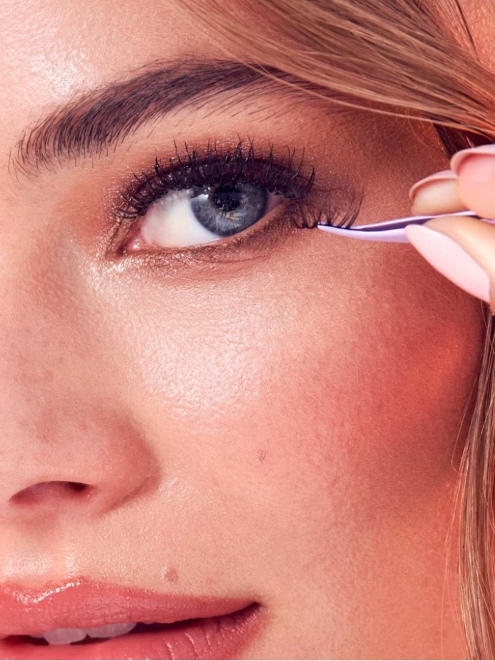 False Eyelash Applicator Tool for Precise Lash Application - Pink